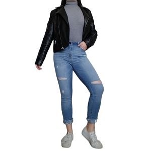 Distressed Light Wash High-Waisted Jeggings